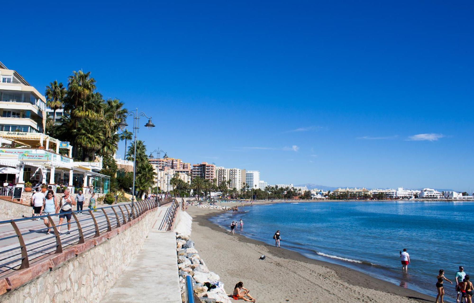 Benal Beach Suite Ii, Estudio Con Parque Acuatico Y Vistas Al Mar. Benalmádena Exteriér fotografie